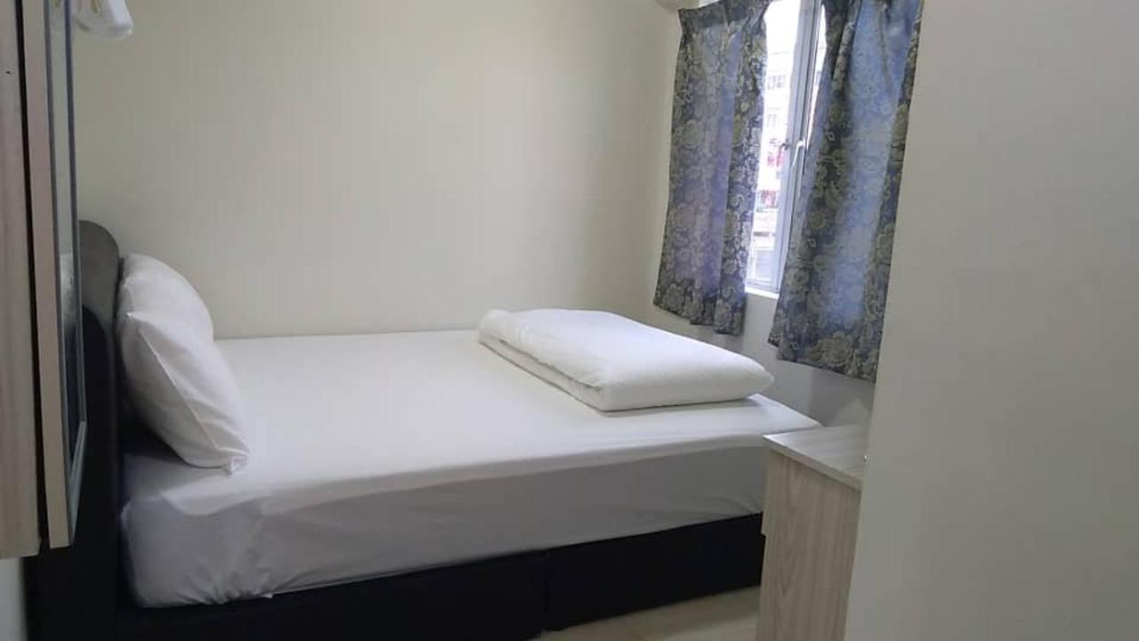 Axlite Hotel Taiping Exterior photo